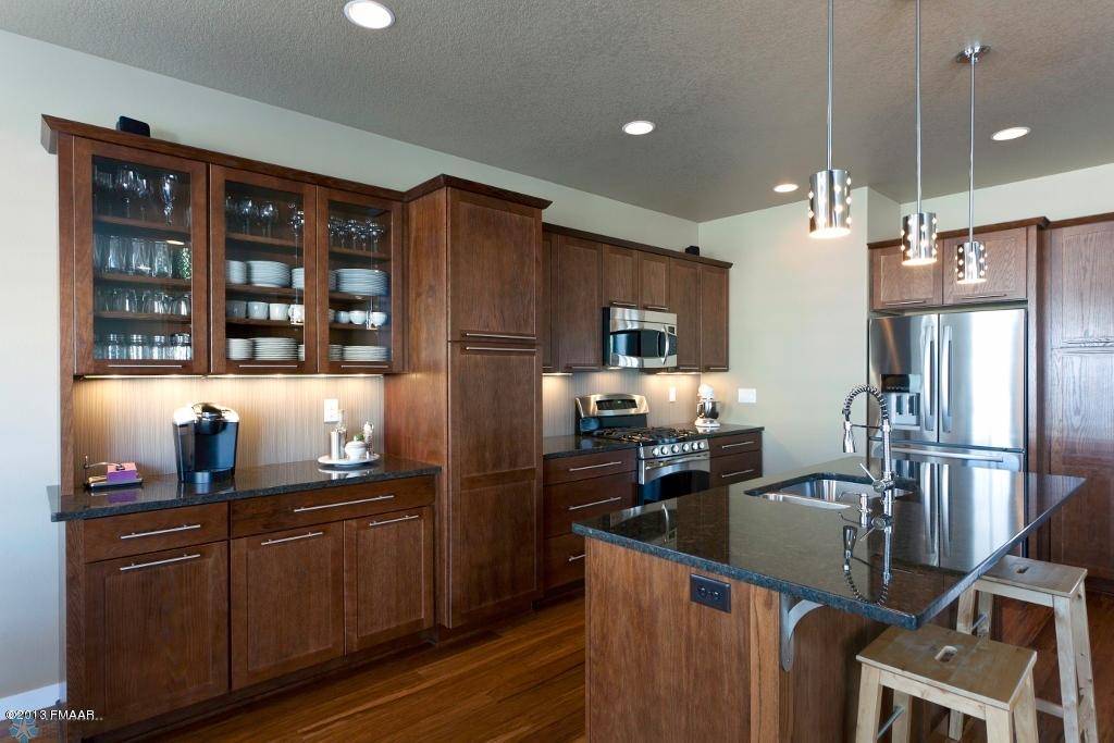 West Fargo, ND 58078,785 Villa Park WAY
