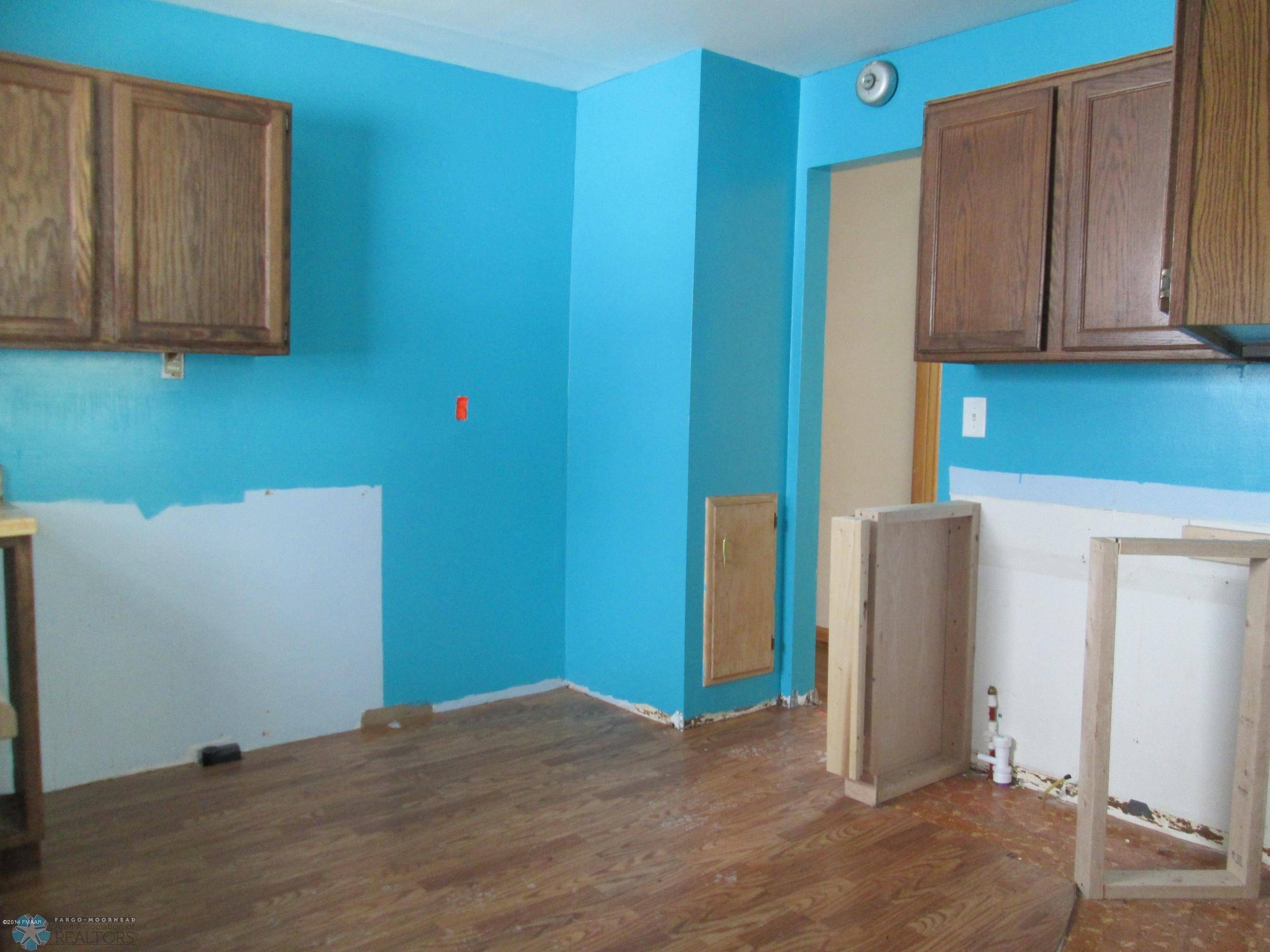Moorhead, MN 56560,1207 19TH ST S