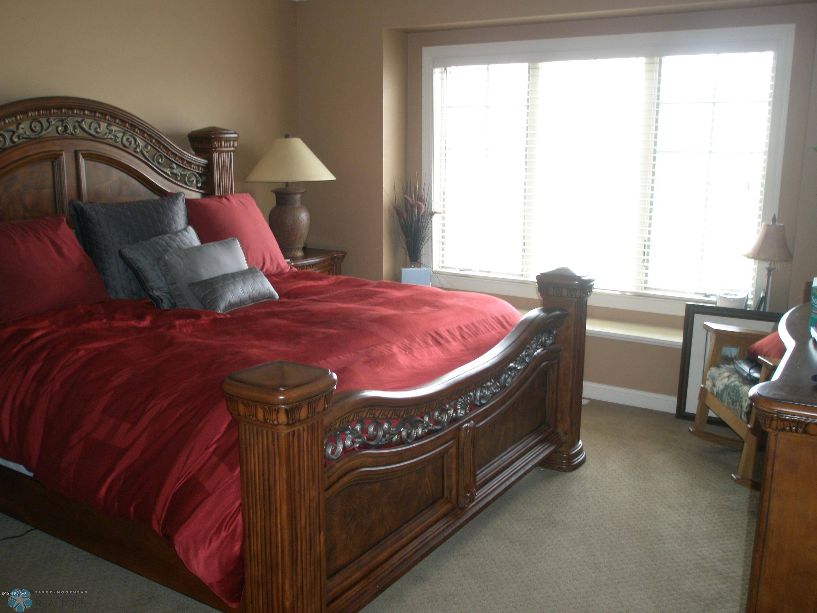 Fargo, ND 58104,2630 MEADOWCREEK CIR S