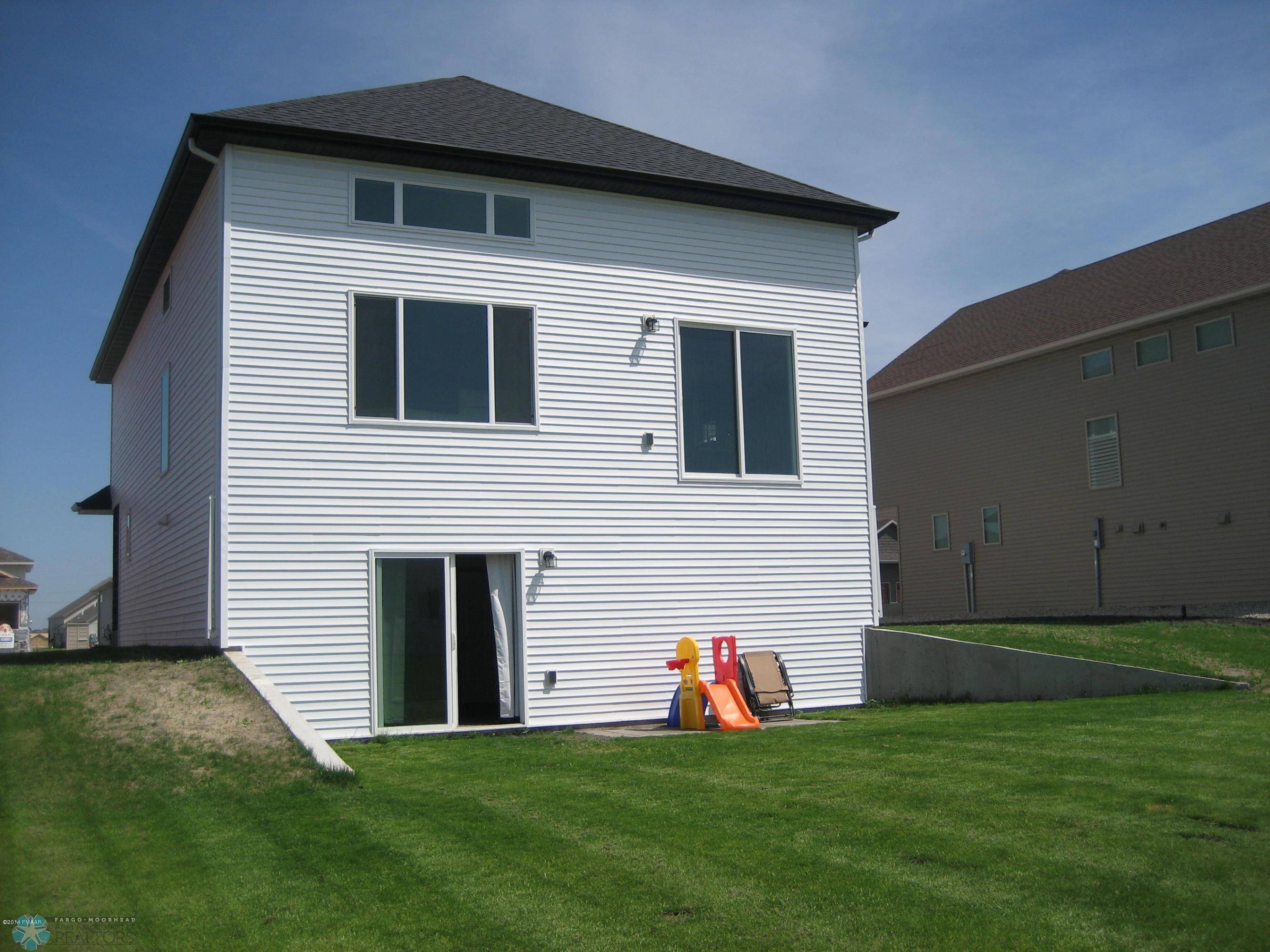 West Fargo, ND 58078,261 34TH AVE E