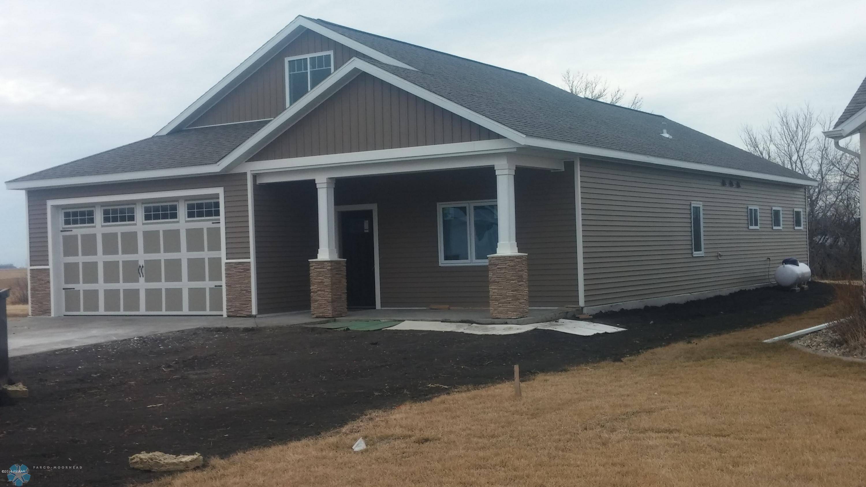 Harwood, ND 58042,116 RIVERWOOD DR