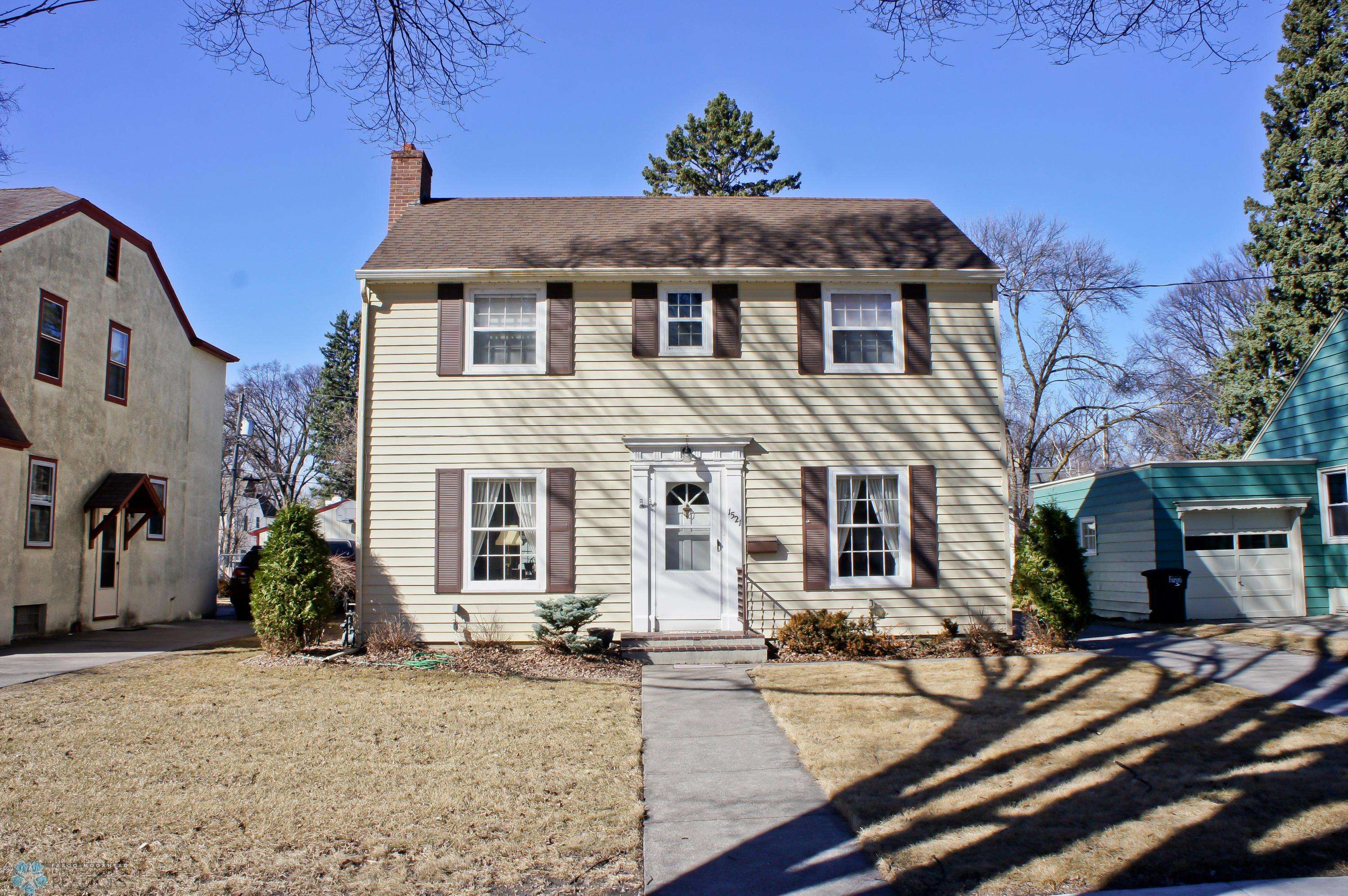 Fargo, ND 58103,1521 7TH ST S