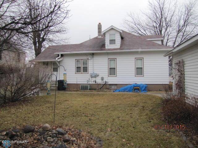 Enderlin, ND 58027,406 3RD AVE