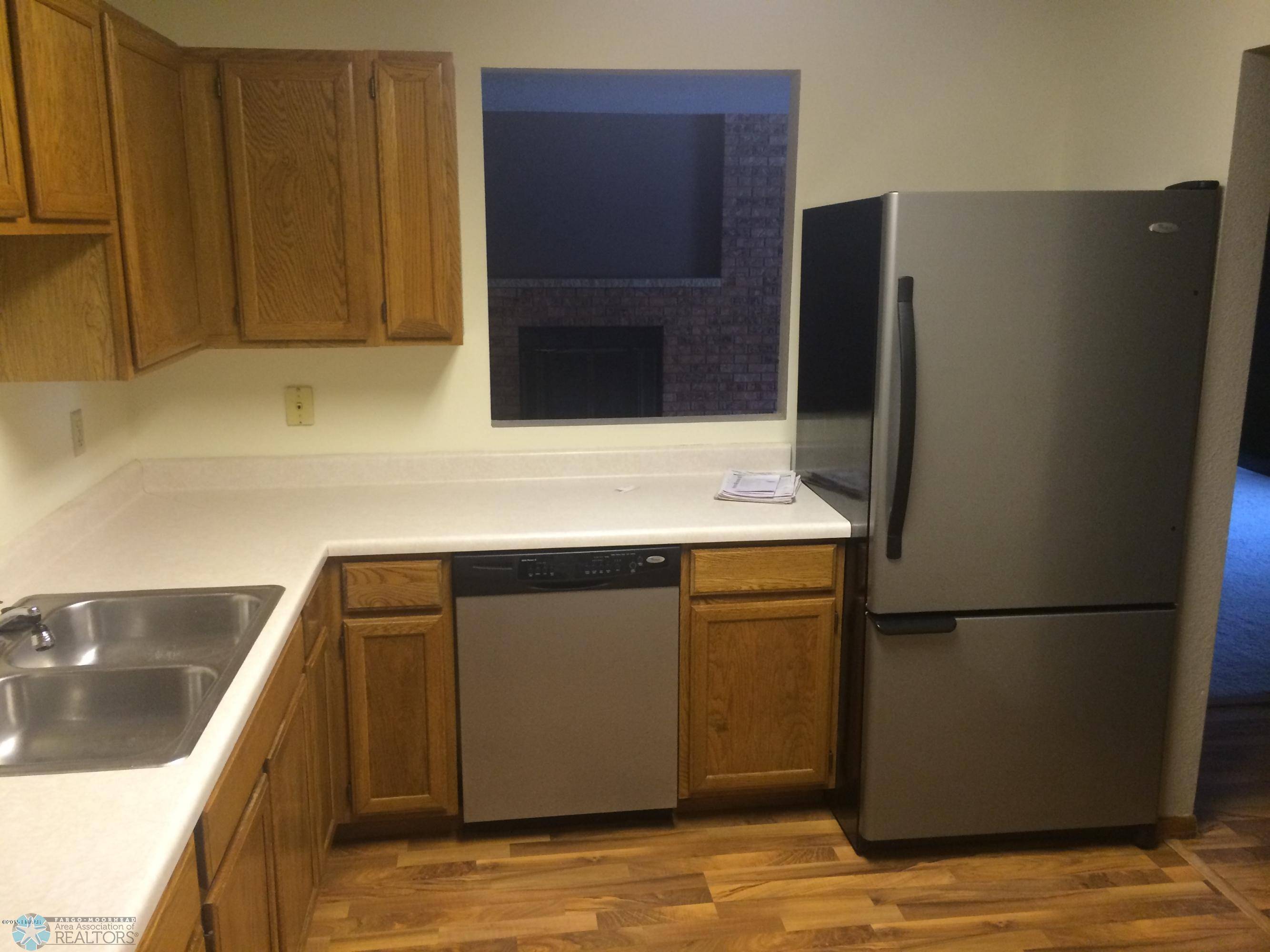 Fargo, ND 58103,1530 35 ST S #101