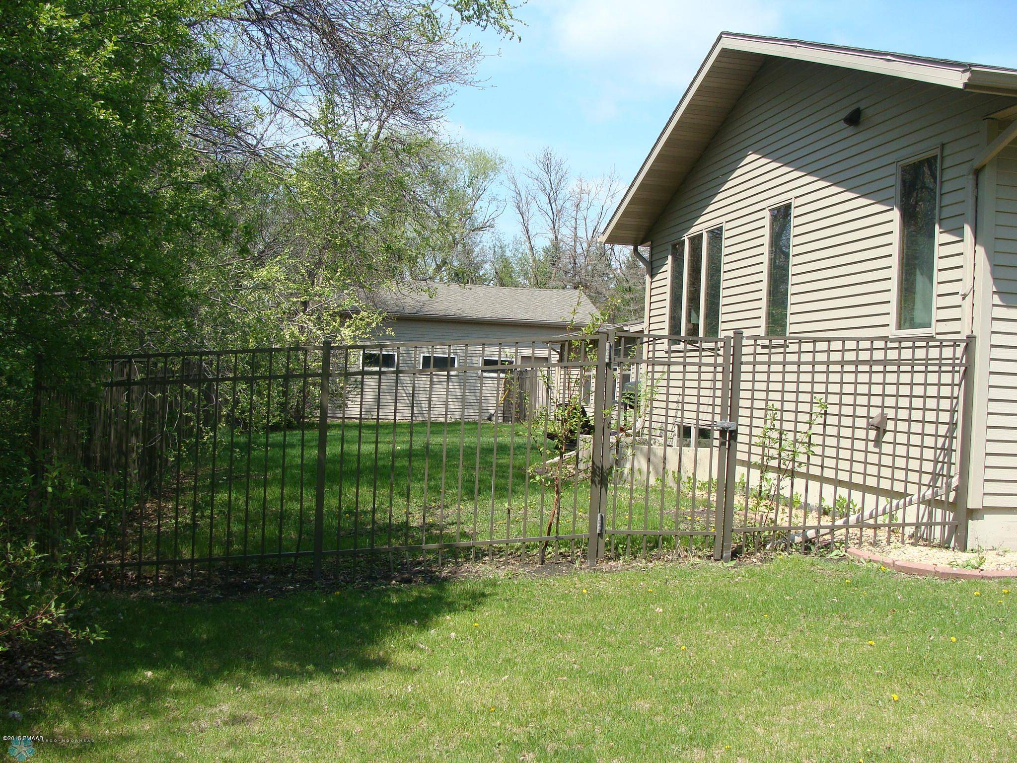 Fargo, ND 58104,7607 UNIVERSITY DR S