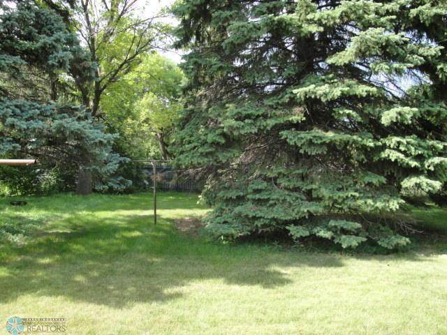 Moorhead, MN 56560,1810 5TH AVE S