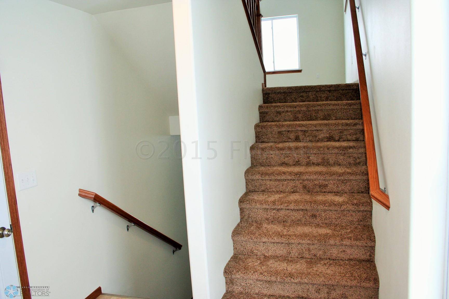 West Fargo, ND 58078,532 13 AVE NW