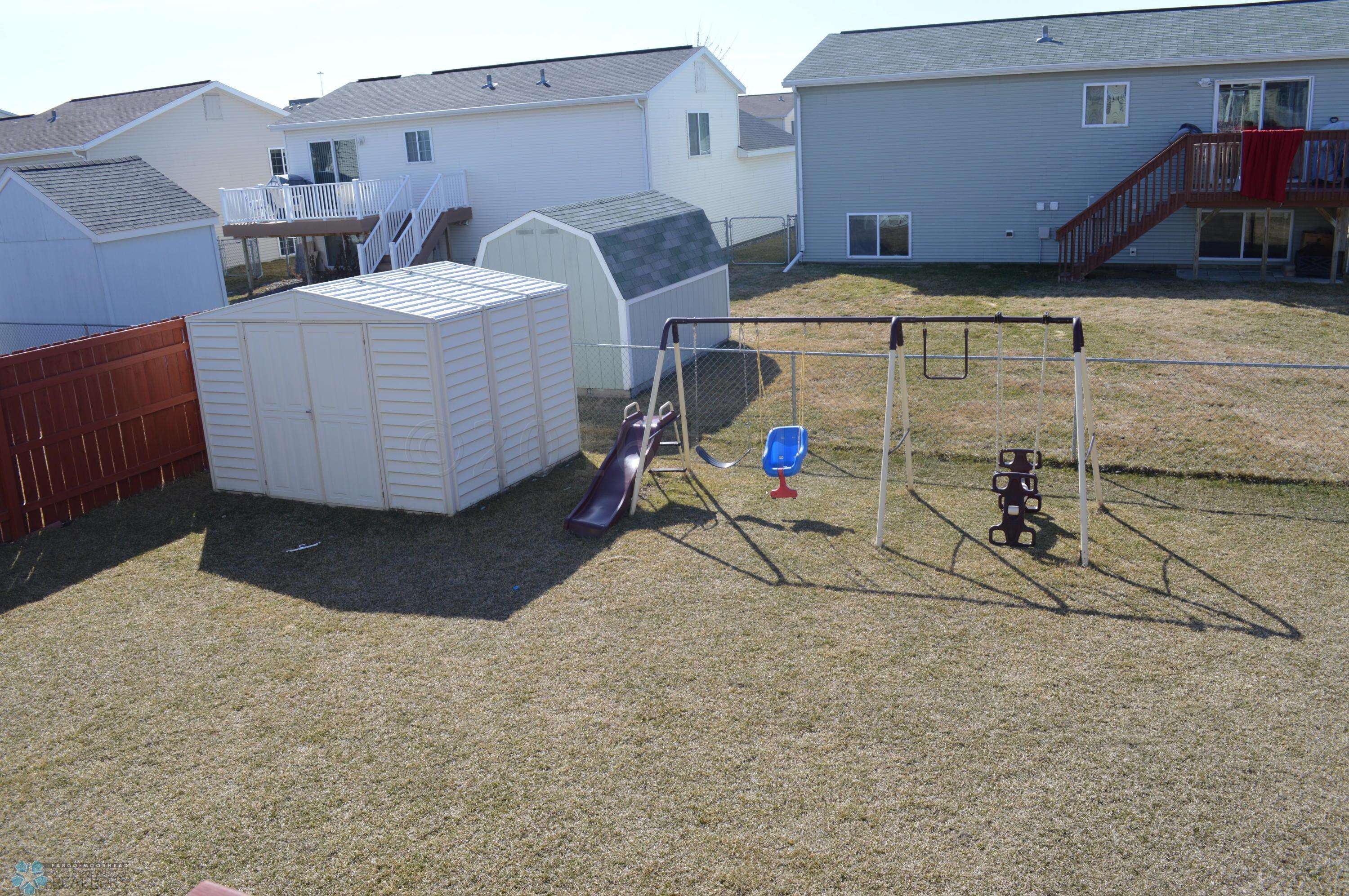 West Fargo, ND 58078,1889 HUNTINGTON LN