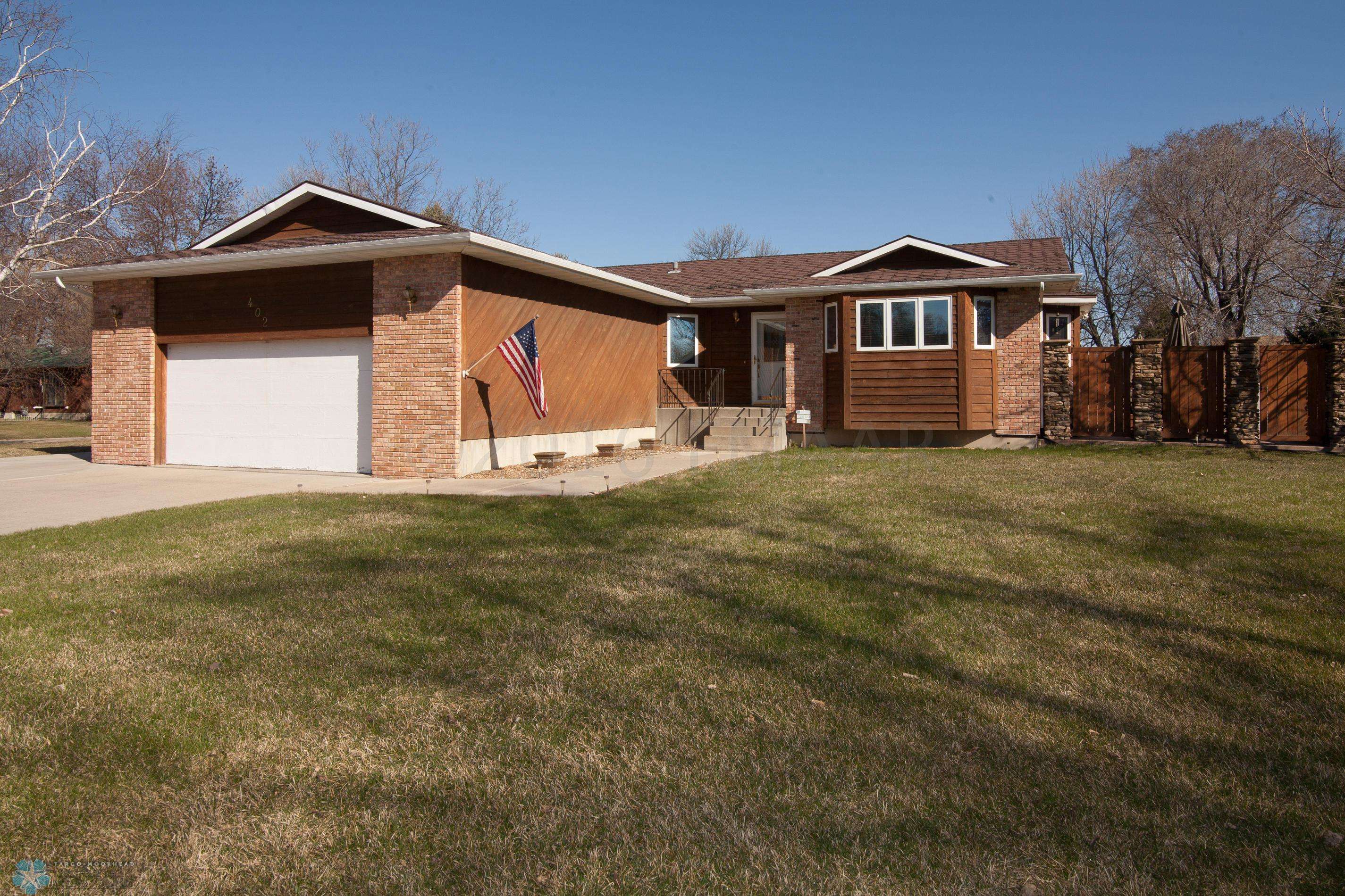 Casselton, ND 58012,402 3 ST N
