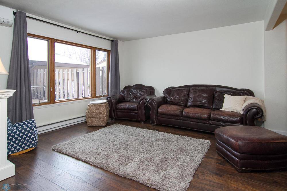 Fargo, ND 58104,2235 32 AVE S