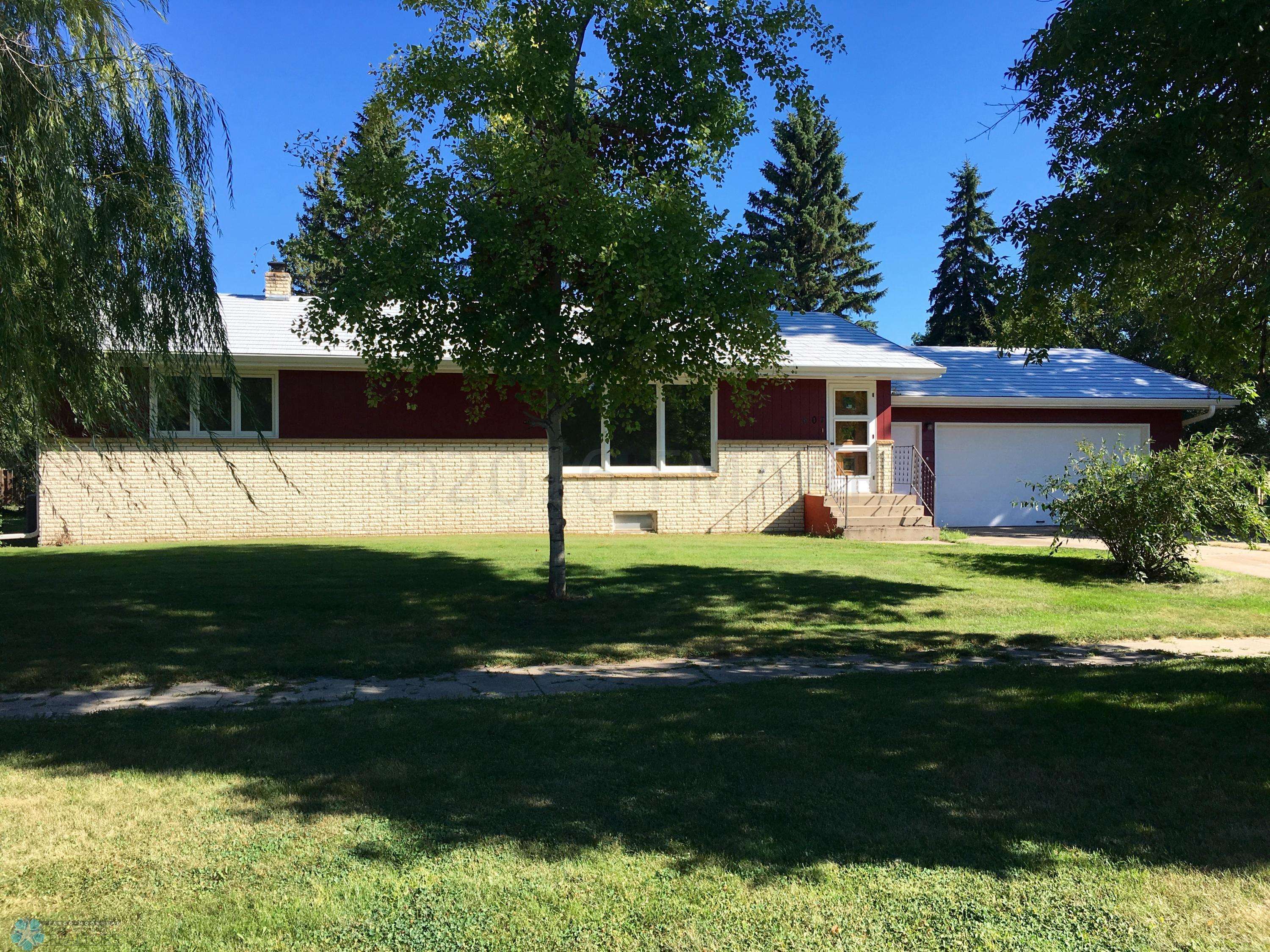 Tower City, ND 58071,607 ELM ST