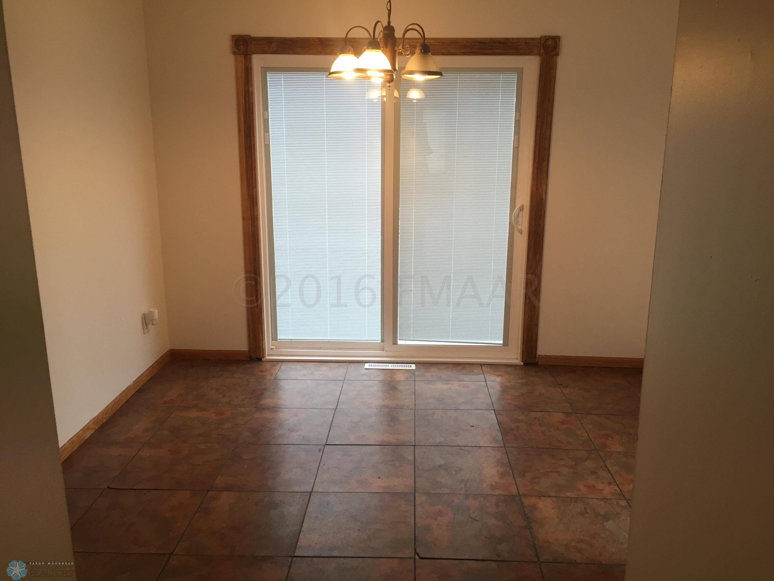 Fargo, ND 58103,1001 19 ST S