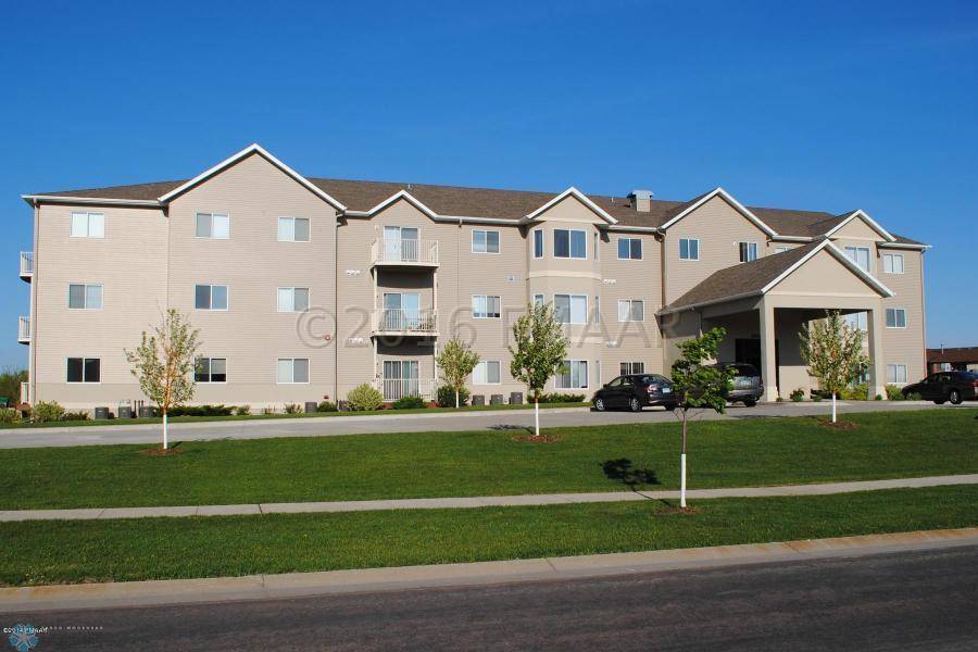 Fargo, ND 58104,3434 28TH ST S #231