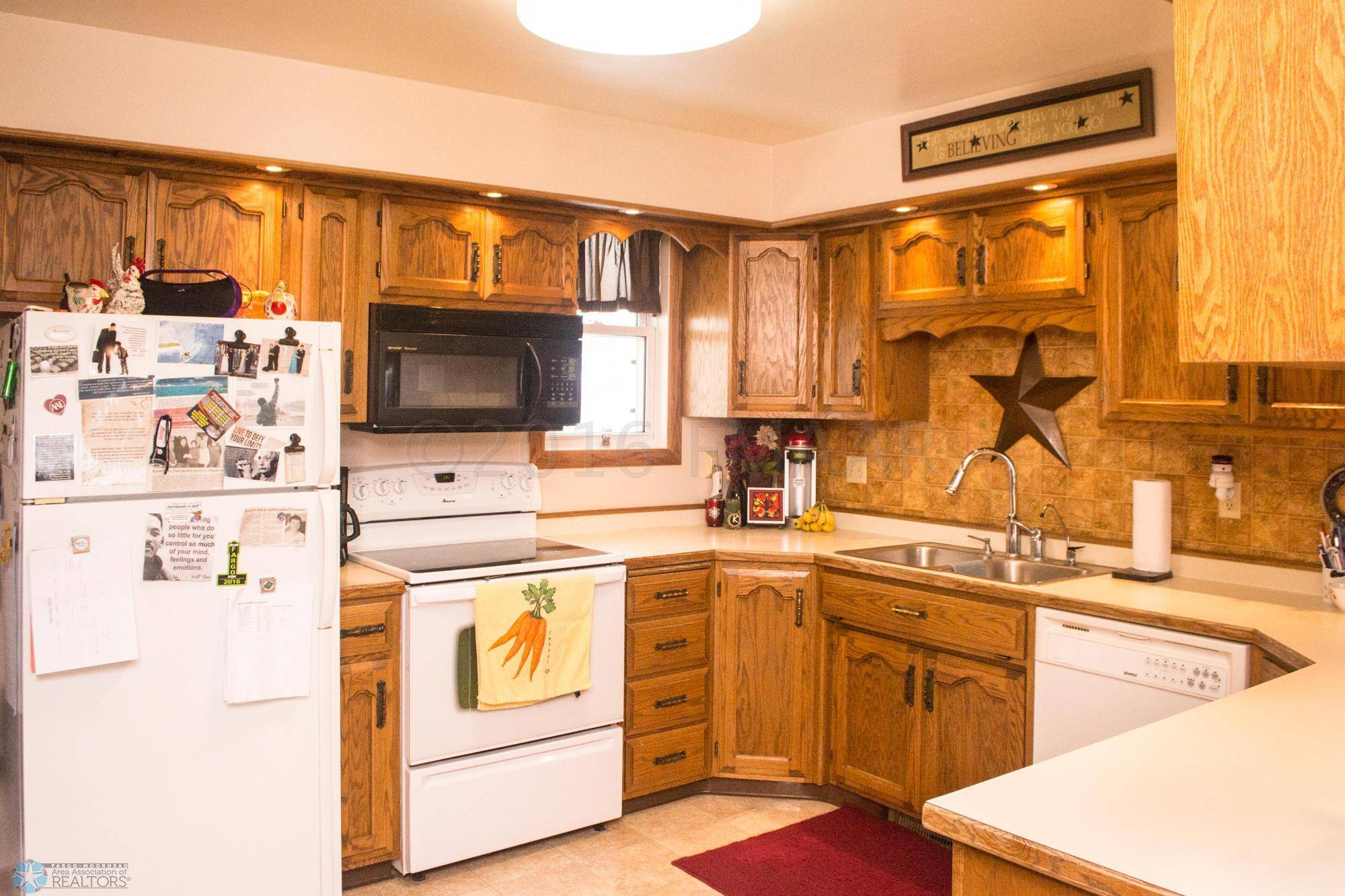 Leonard, ND 58052,4958 148 AVE SE
