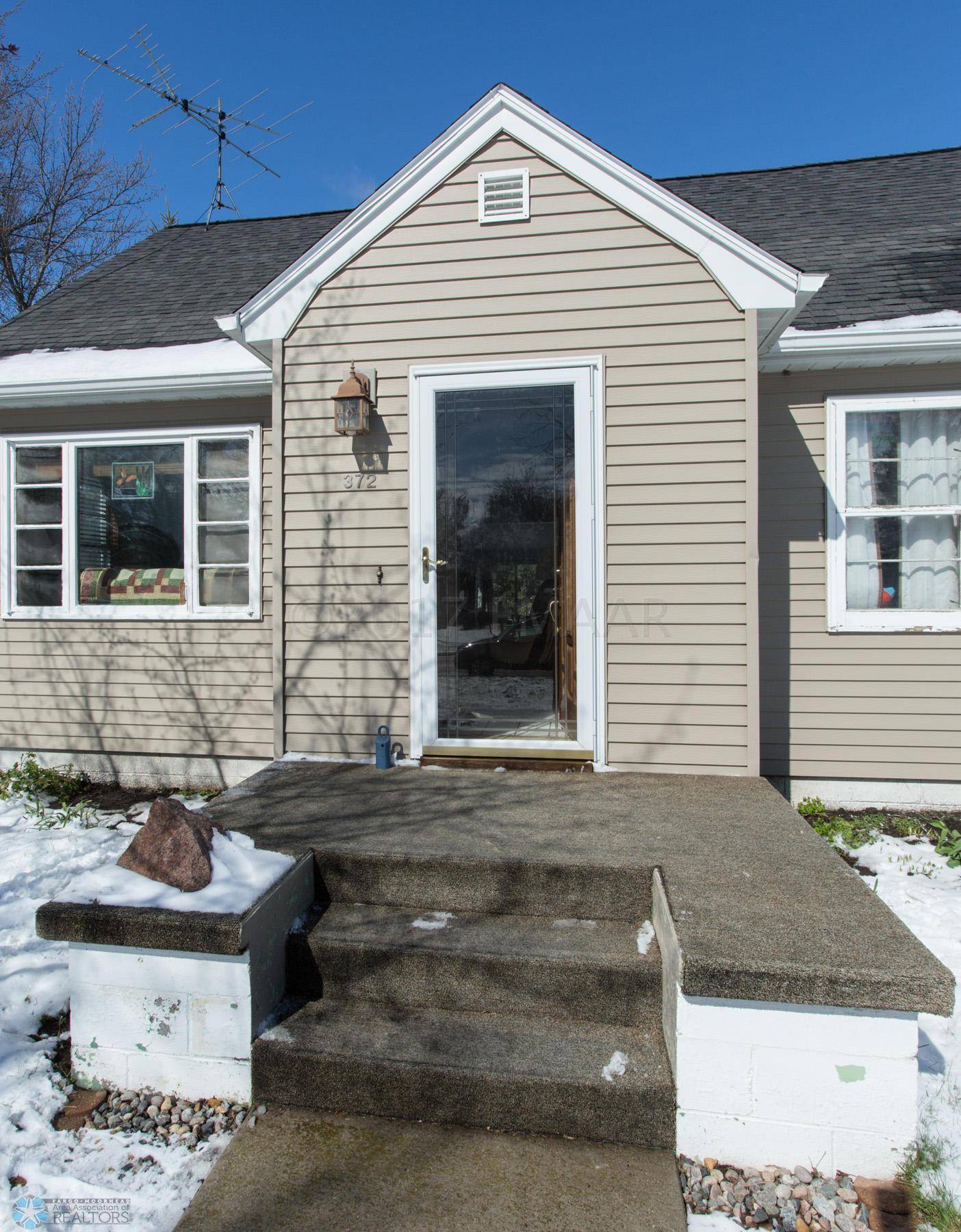 Casselton, ND 58012,372 LANGER AVE N