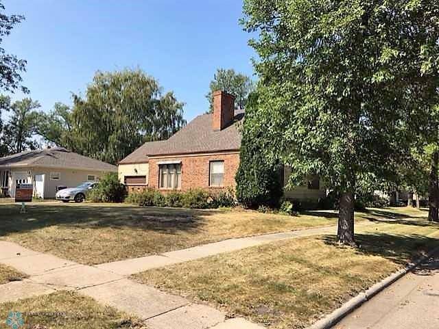 Hillsboro, ND 58045,624 1ST AVE NE