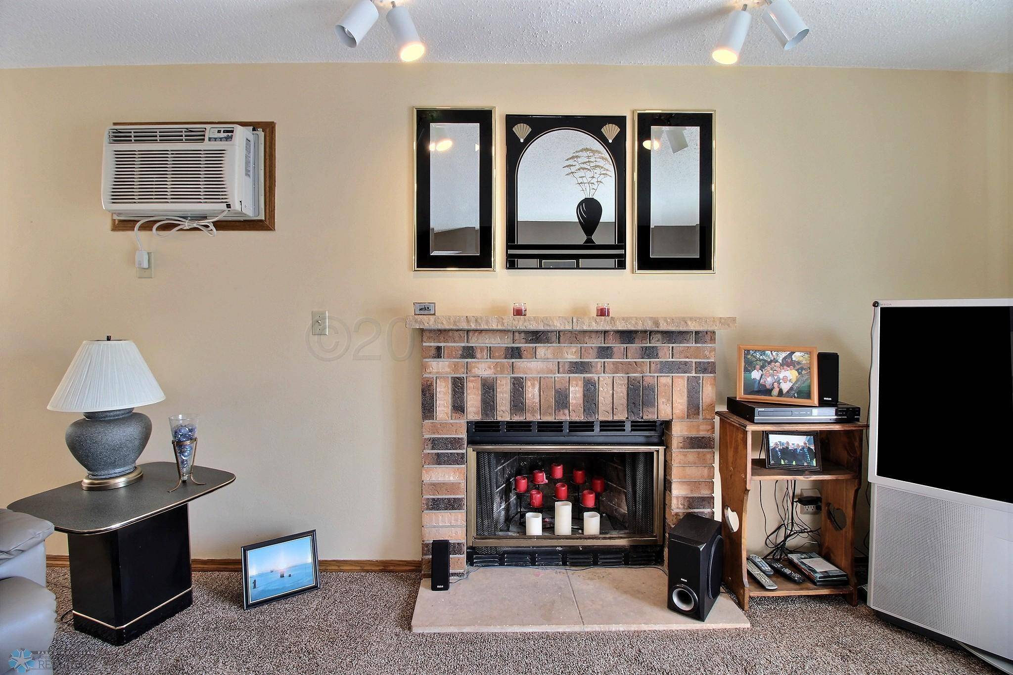 Fargo, ND 58103,2535 25 ST S #B203