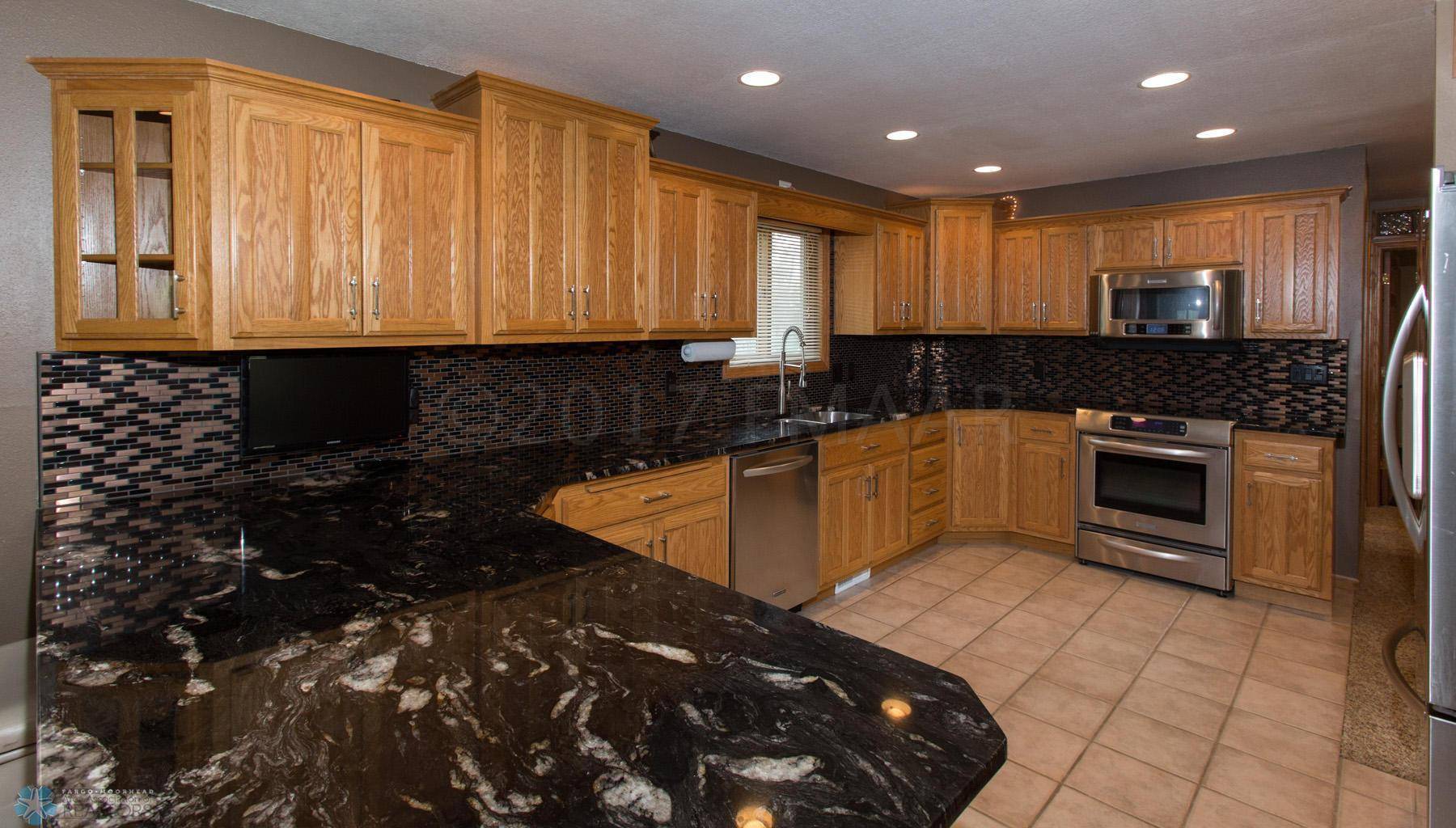 Horace, ND 58047,420 SOUTHWOOD DR
