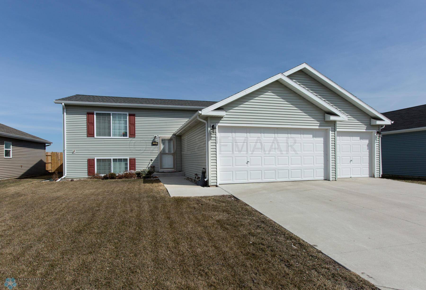 Moorhead, MN 56560,3124 32ND AVE S