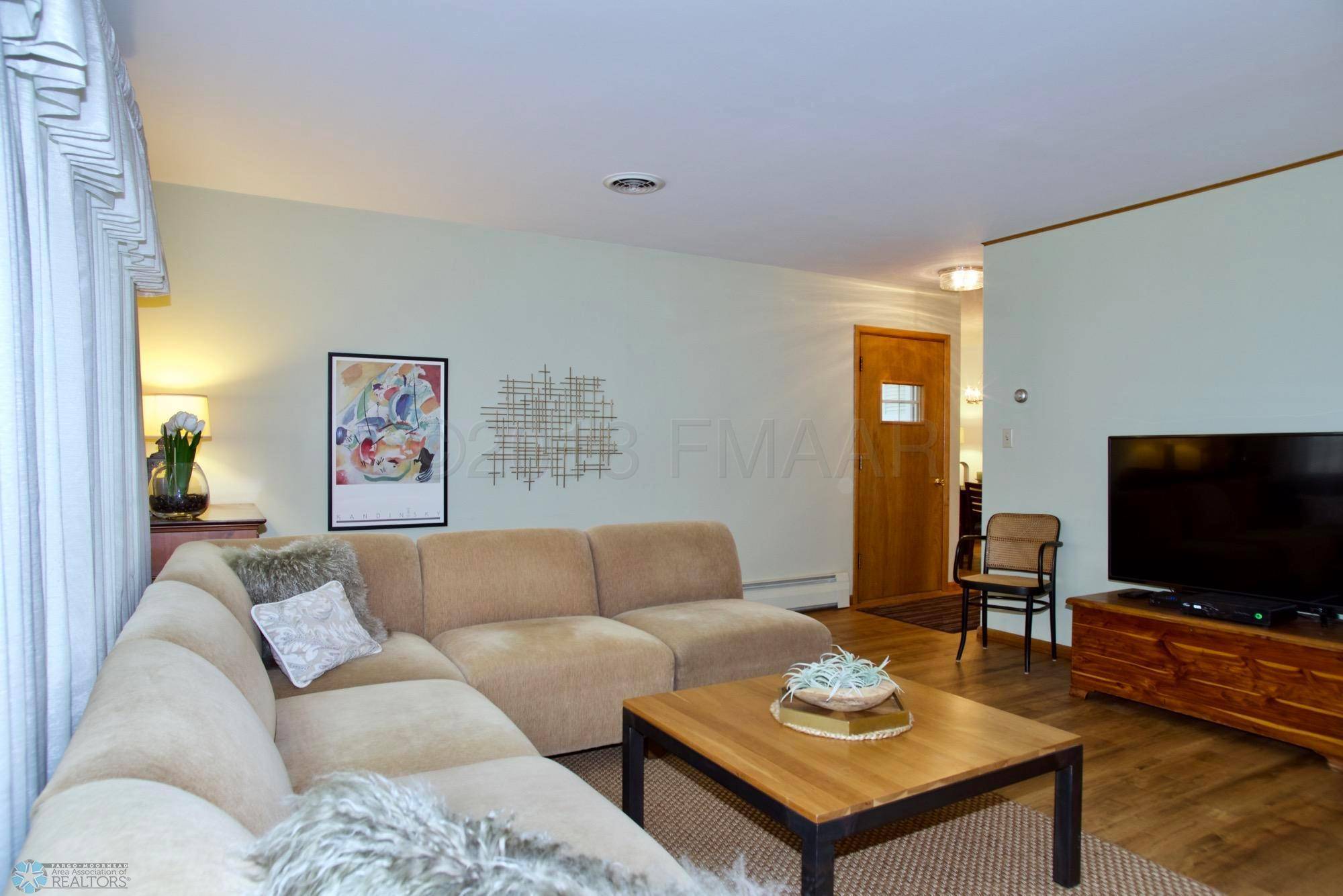 Fargo, ND 58103,1001 19TH AVE S