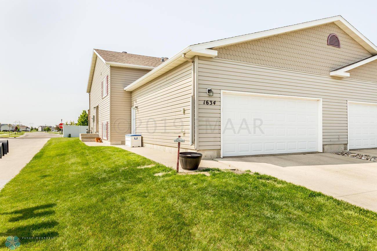 West Fargo, ND 58078,1634 19 AVE E