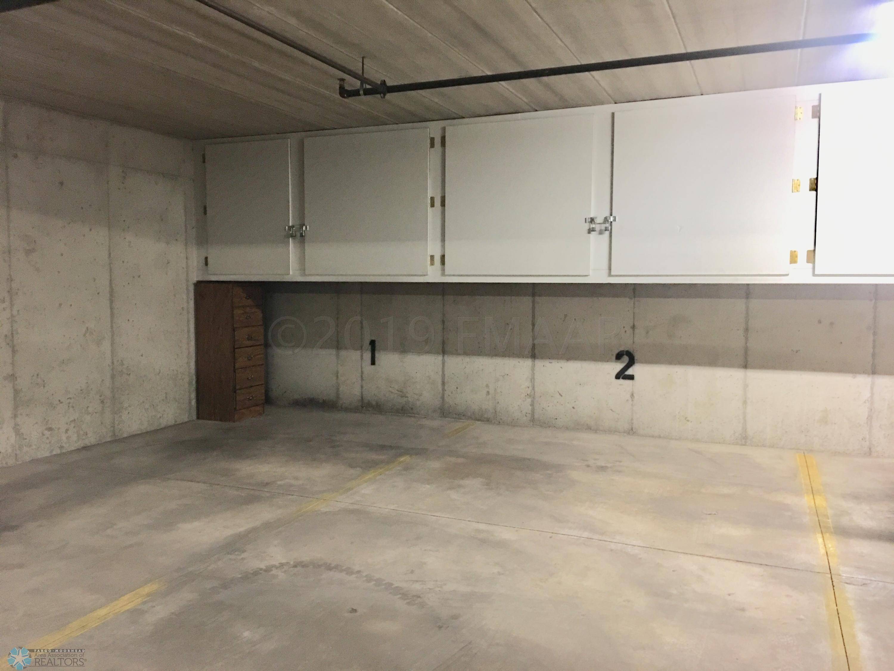 Fargo, ND 58104,3401 28TH ST SW #UNIT 2