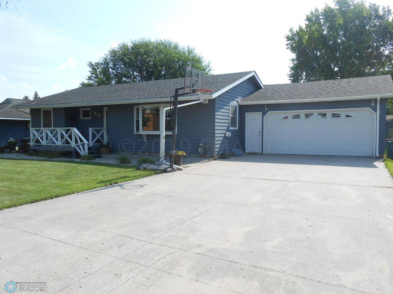 Wahpeton, ND 58075,812 4TH ST N