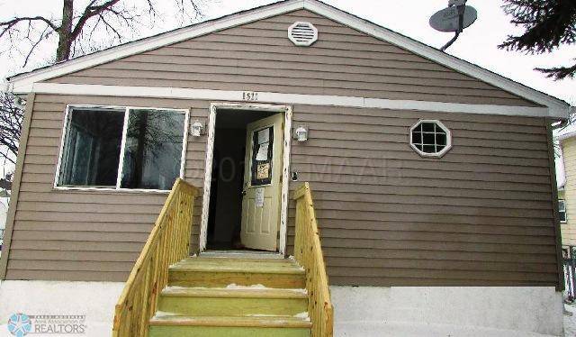 Fargo, ND 58102,1011 11TH AVE N