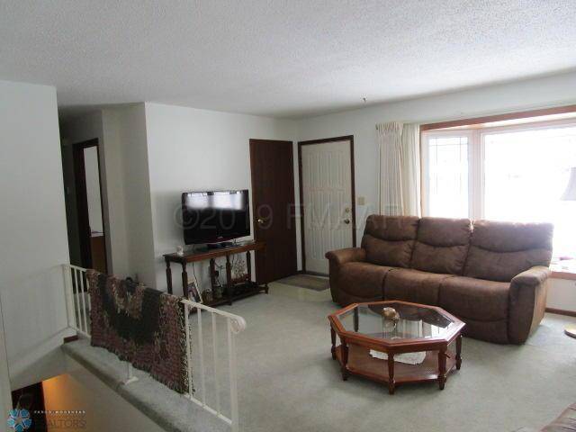Wahpeton, ND 58075,817 5TH ST S