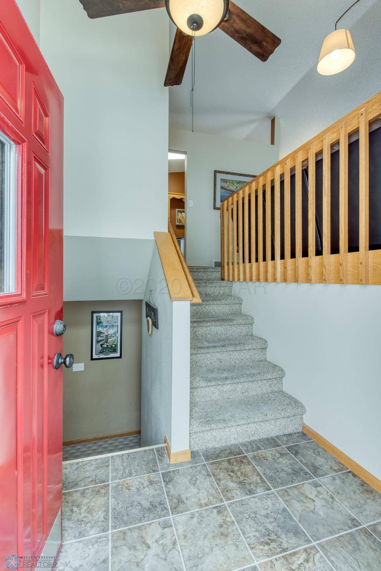 West Fargo, ND 58078,1438 SUNTREE DR