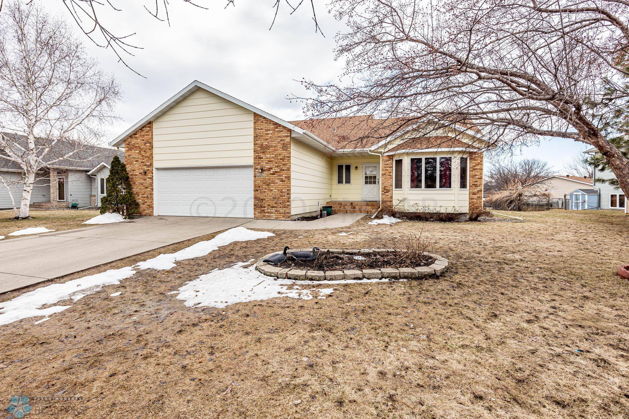 Fargo, ND 58104,3326 20 ST S