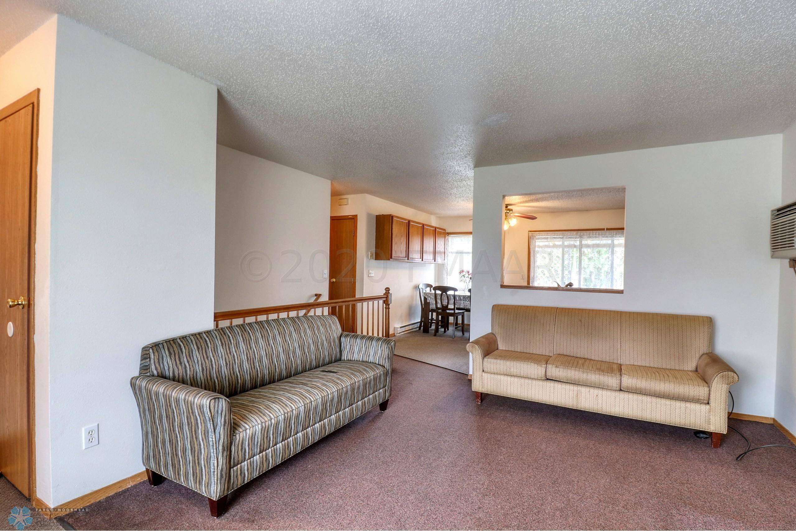 Fargo, ND 58103,4860 9 AVE S