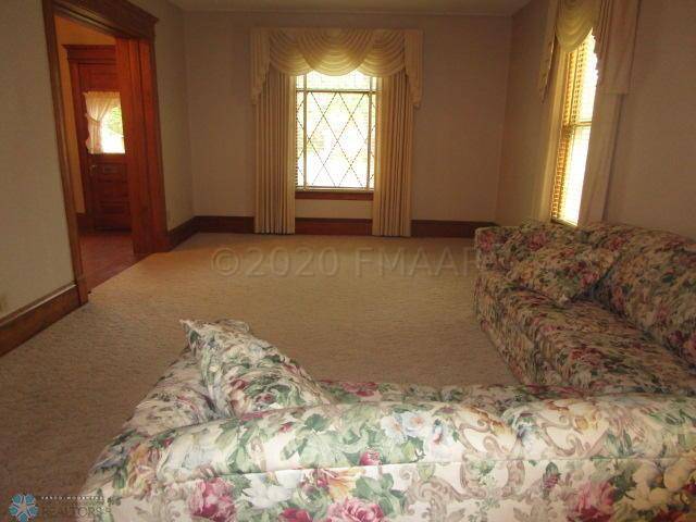 Wahpeton, ND 58075,511 8TH ST N
