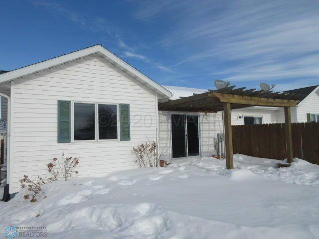 Fargo, ND 58103,2023 32 AVE S