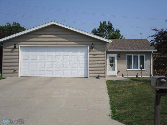 Wahpeton, ND 58075,1706 12TH ST N