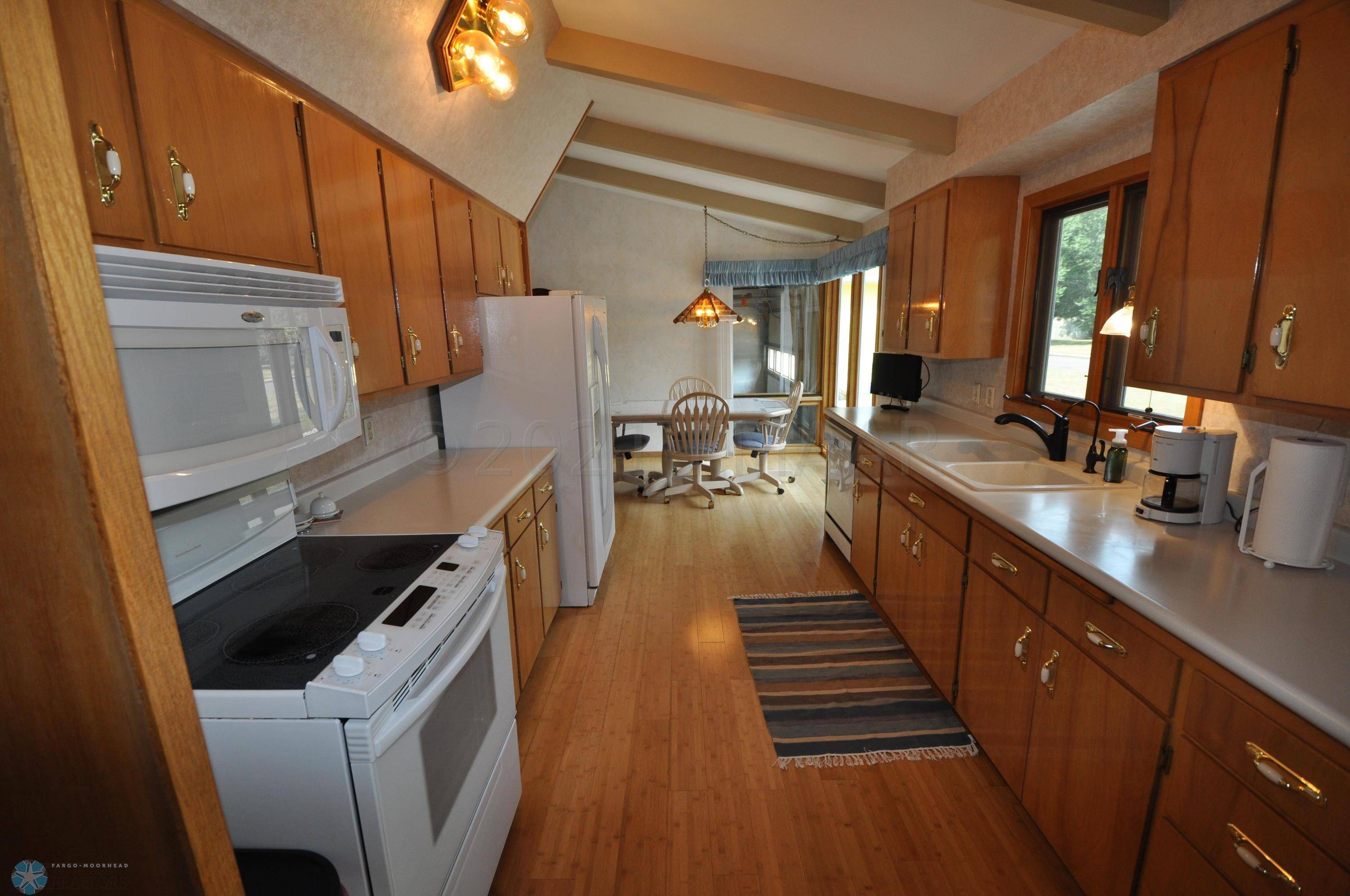 West Fargo, ND 58078,528 4 AVE W