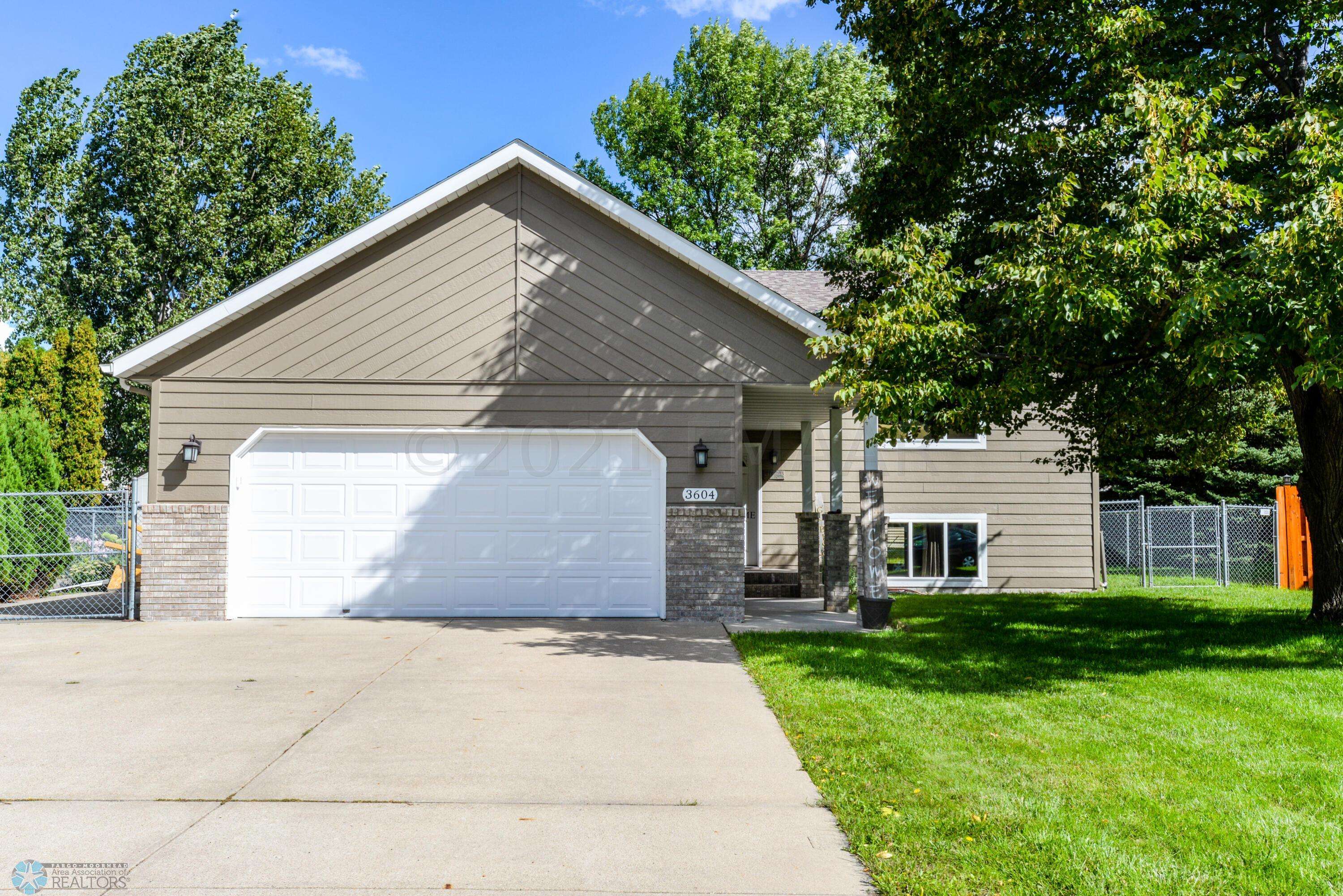 Moorhead, MN 56560,3604 5TH ST S