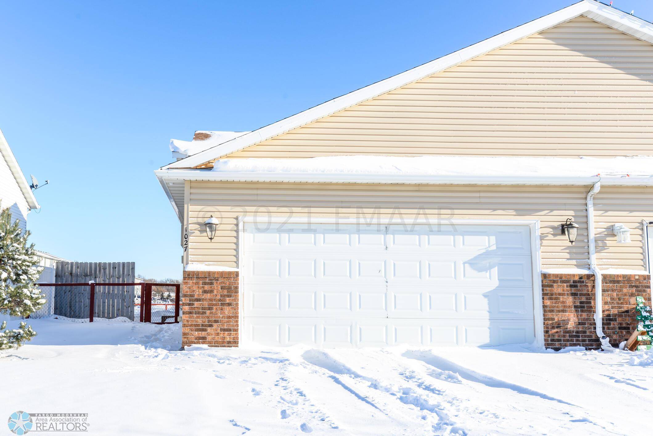 West Fargo, ND 58078,1027 11TH ST W