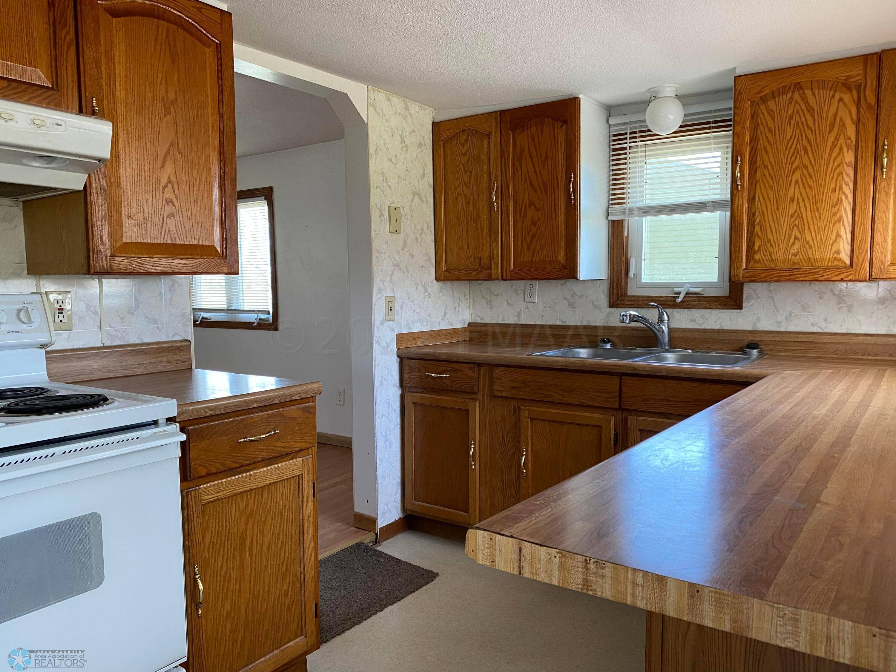 Fairmount, ND 58030,605 MAIN AVE