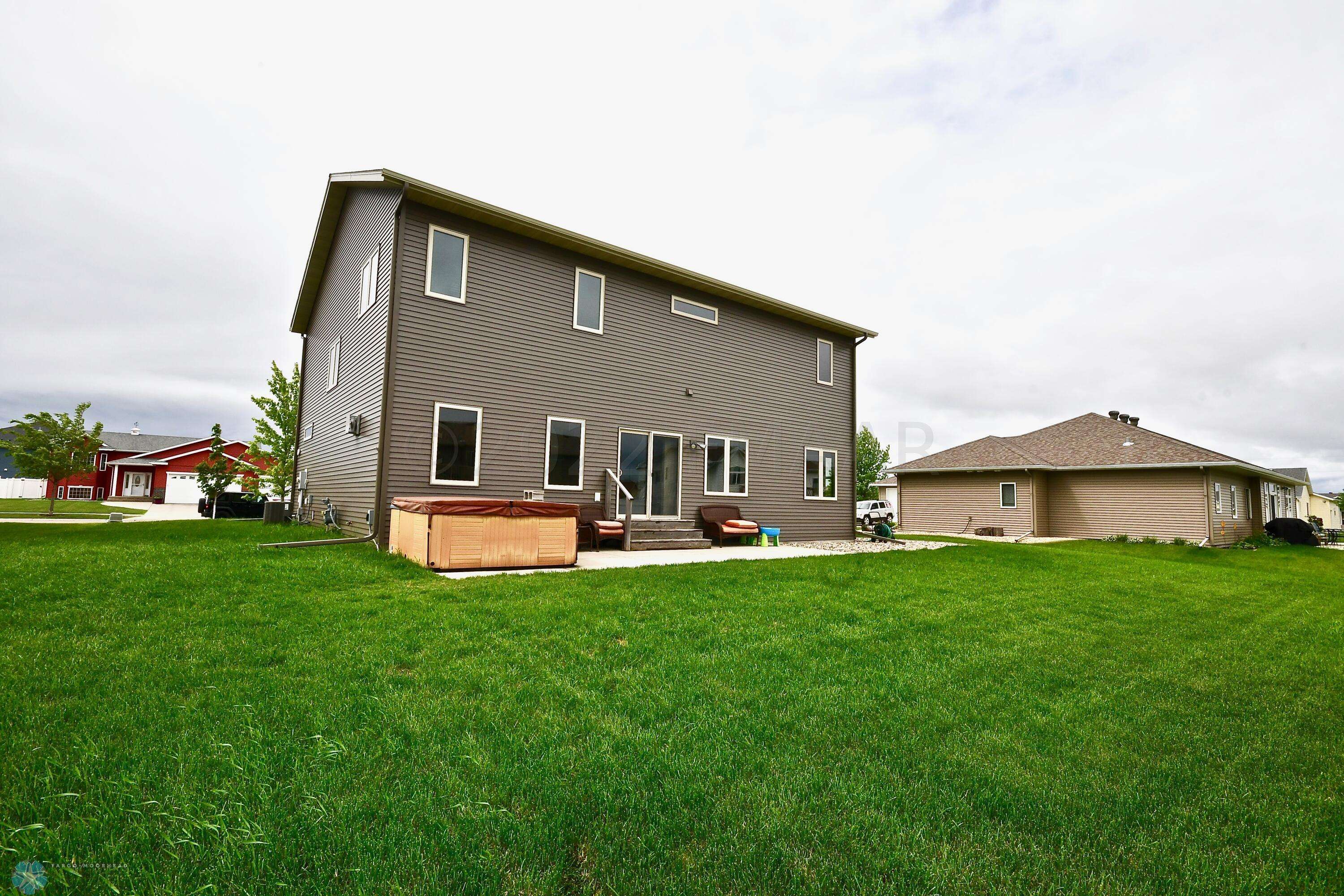 Fargo, ND 58104,5570 SUNFLOWER LN S