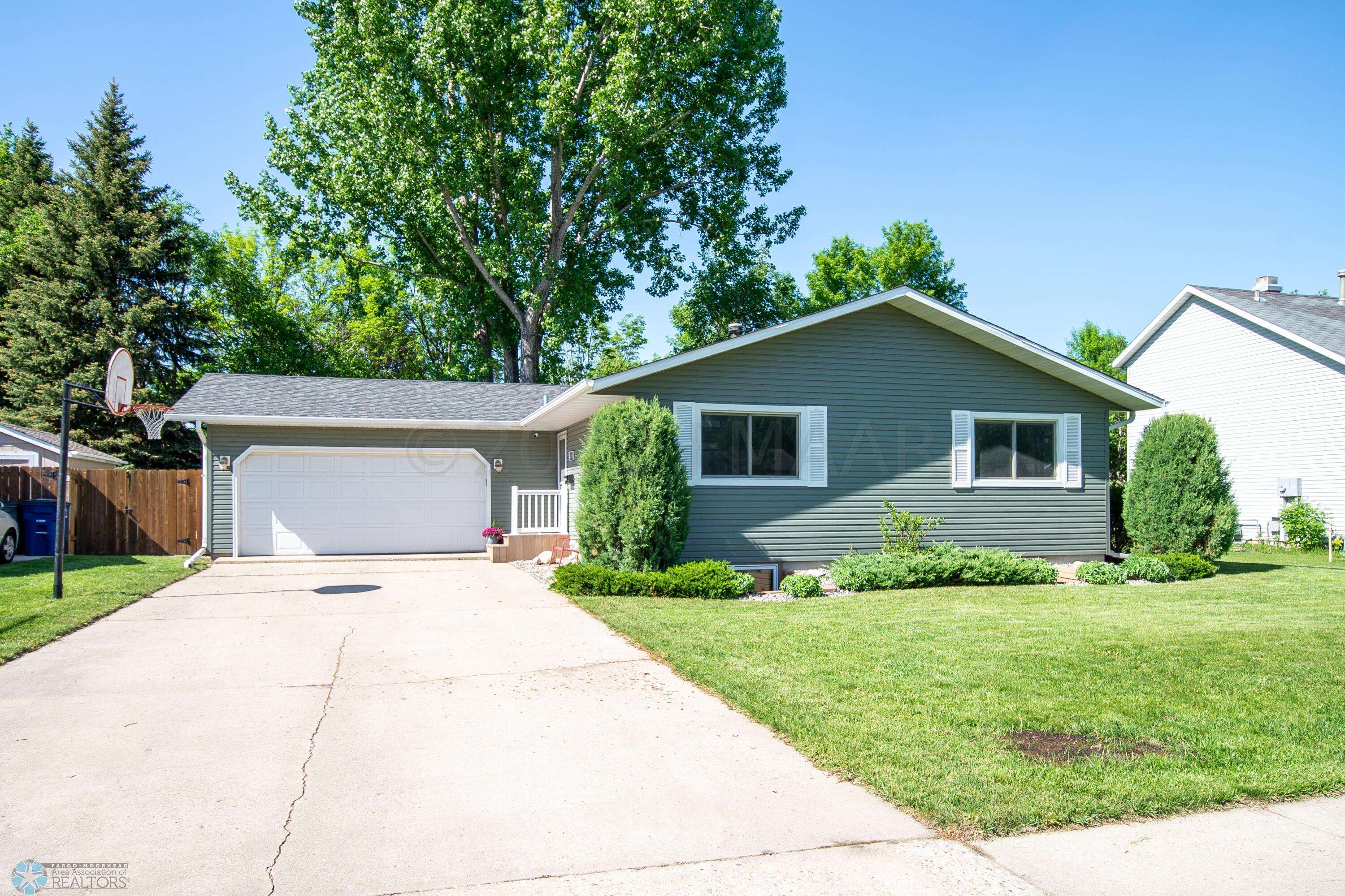 Moorhead, MN 56560,2606 SPRUCE LN