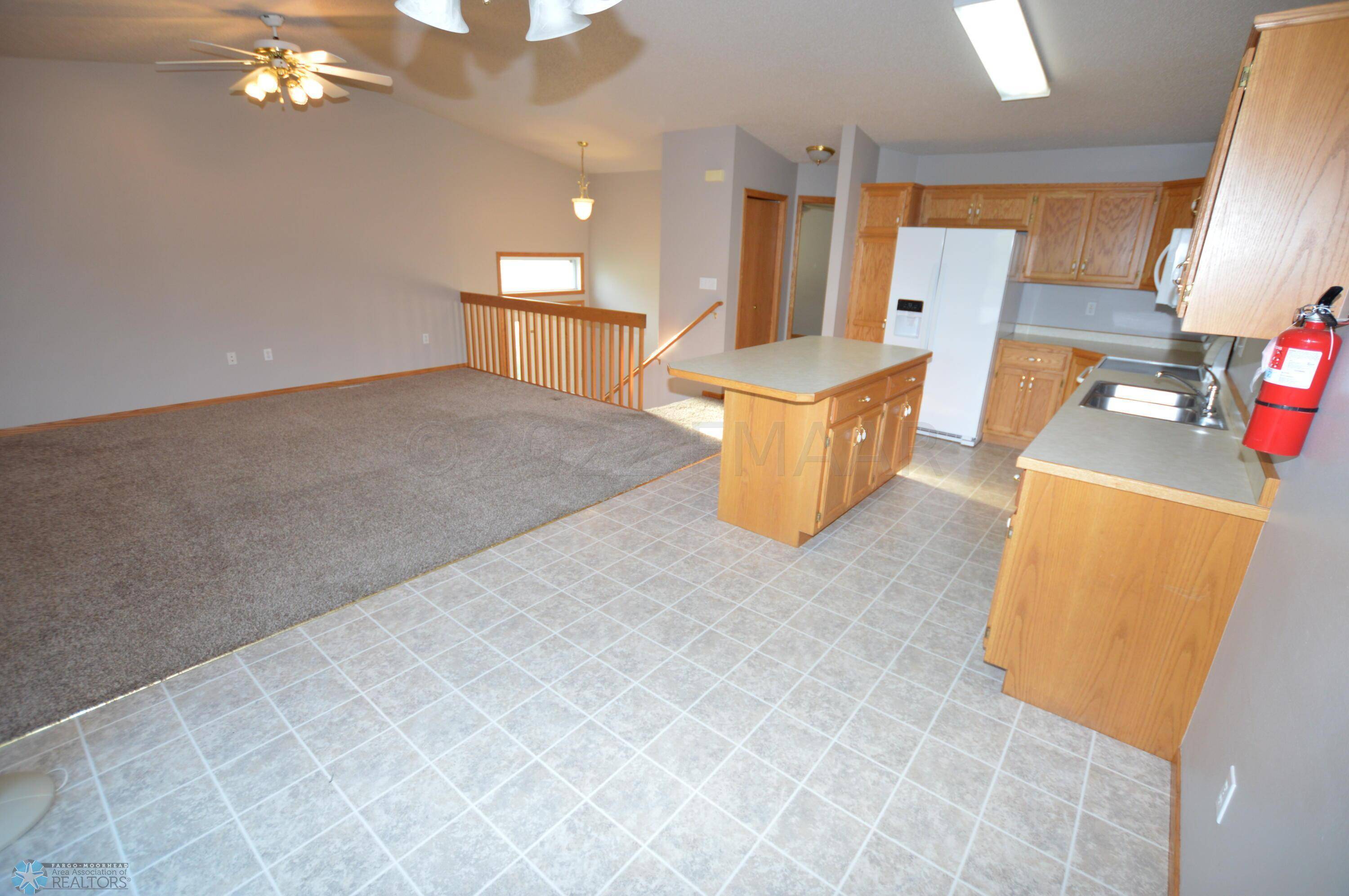 Moorhead, MN 56560,3358 10TH ST S