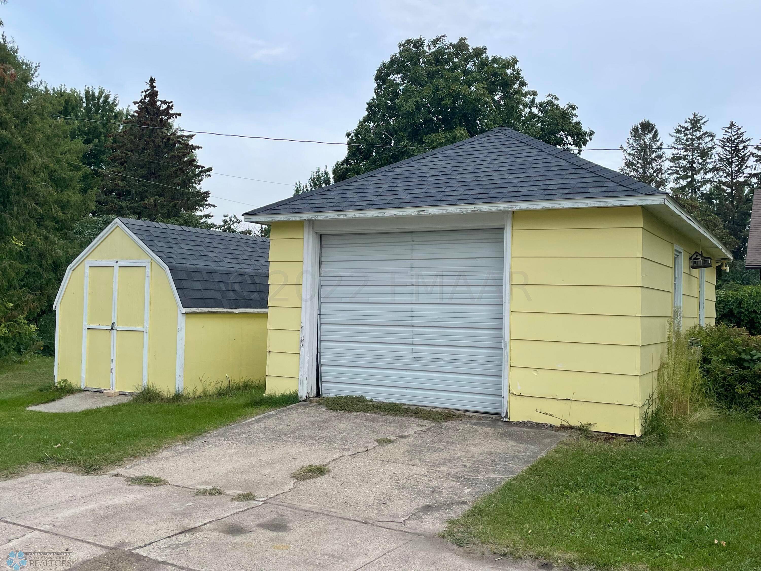 Twin Valley, MN 56584,214 LINCOLN AVE NW