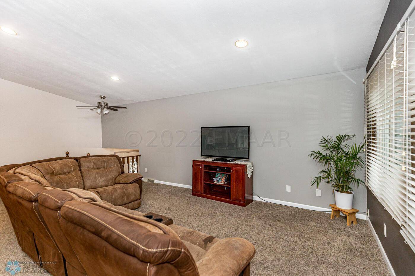 West Fargo, ND 58078,814 6 AVE E