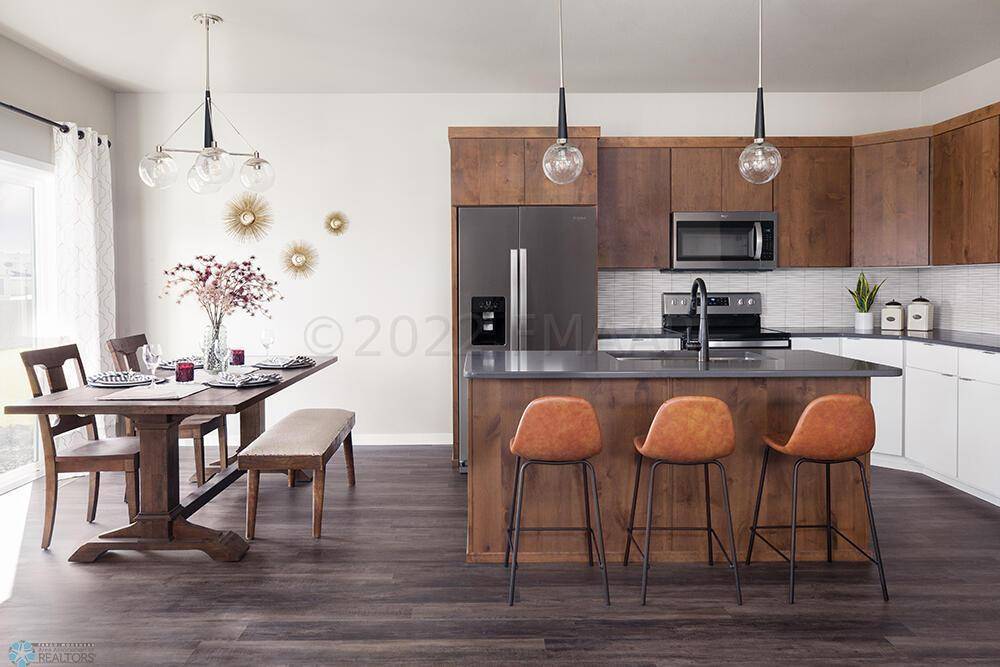 Fargo, ND 58104,7350 AQUILINE DR S