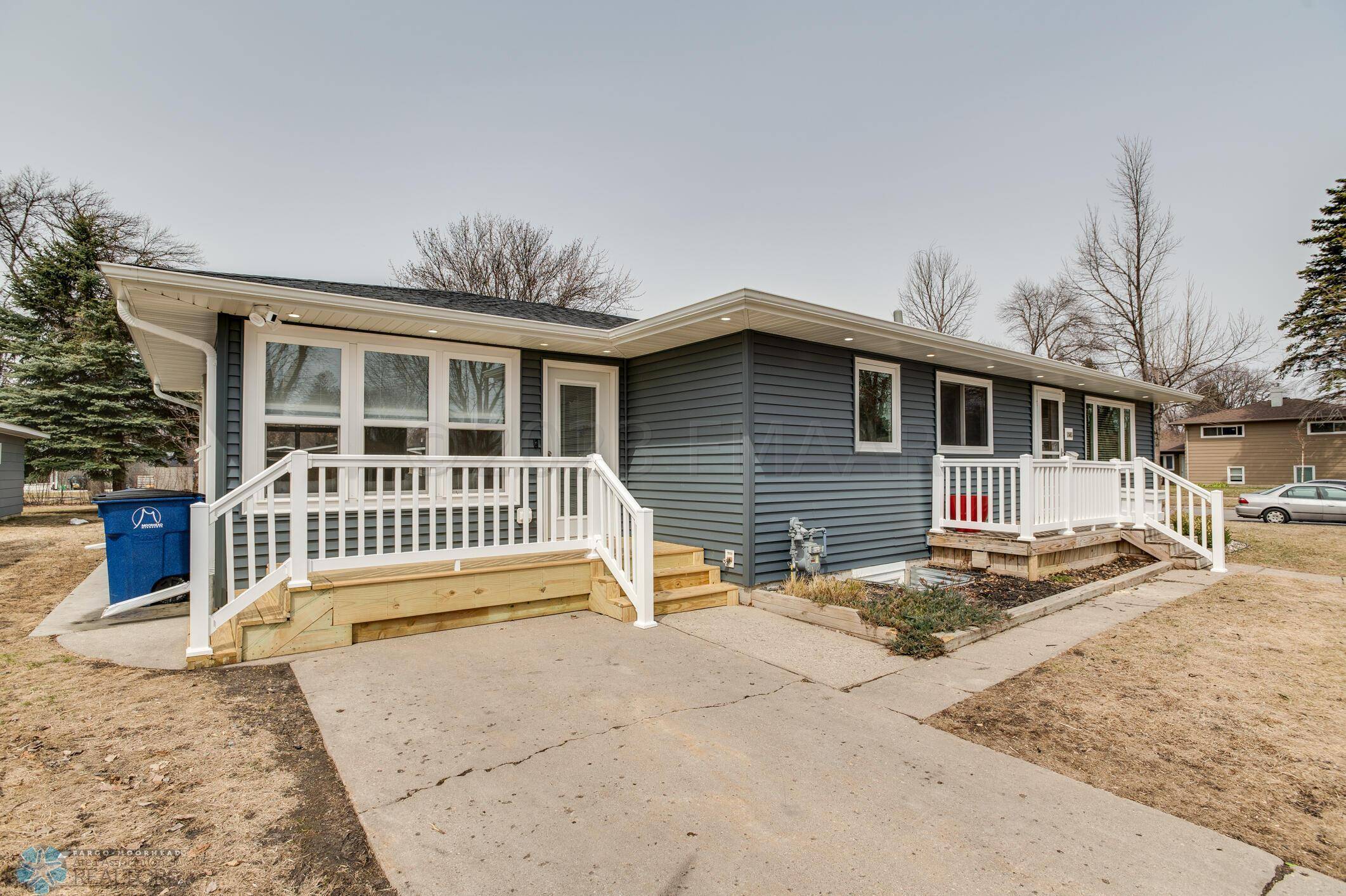 Moorhead, MN 56560,1803 16TH ST S