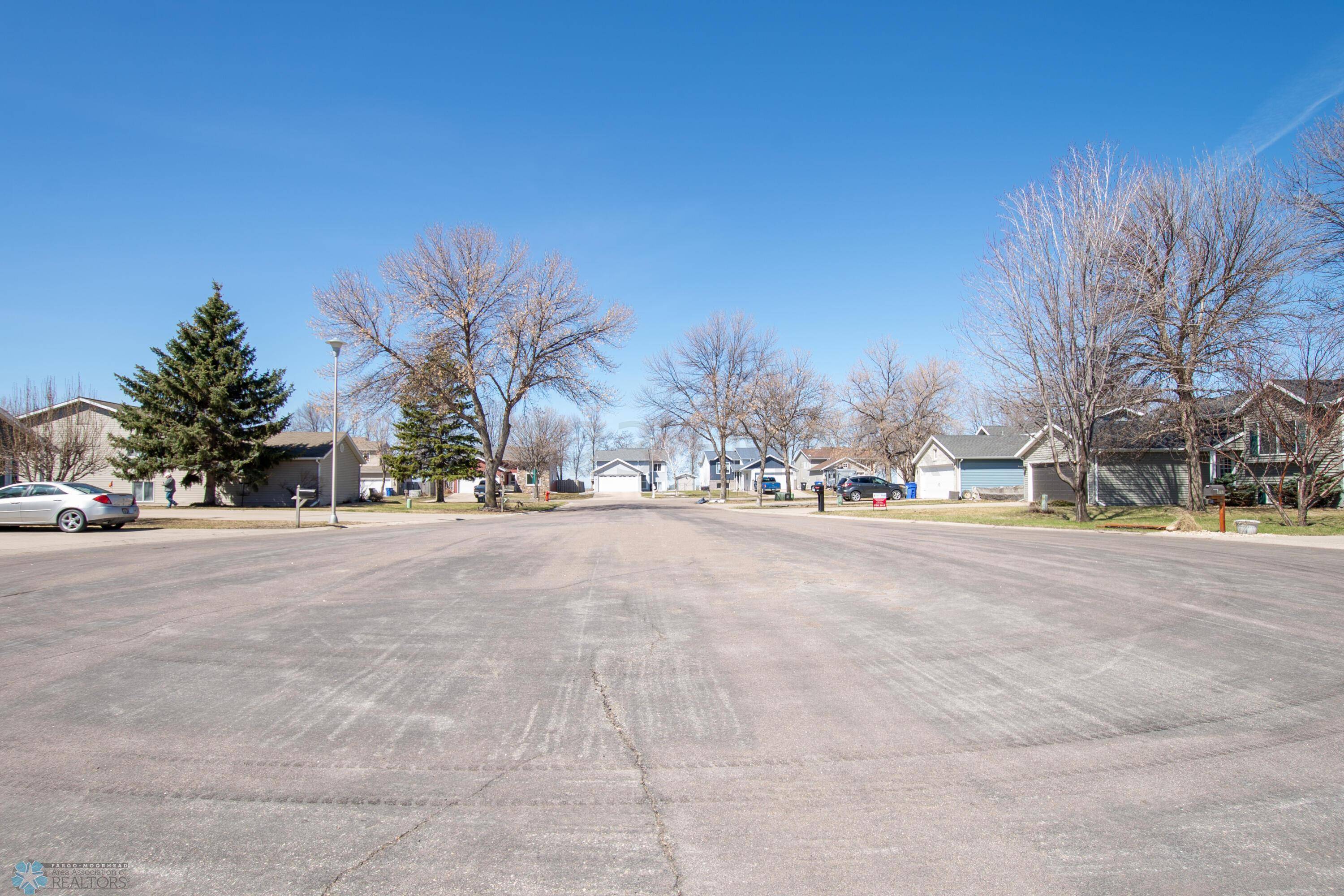 Fargo, ND 58102,3739 10 ST N