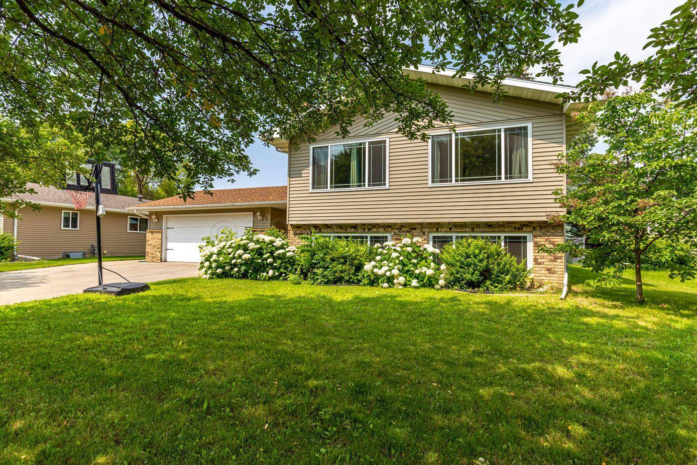 Dilworth, MN 56529,506 2 ST NE