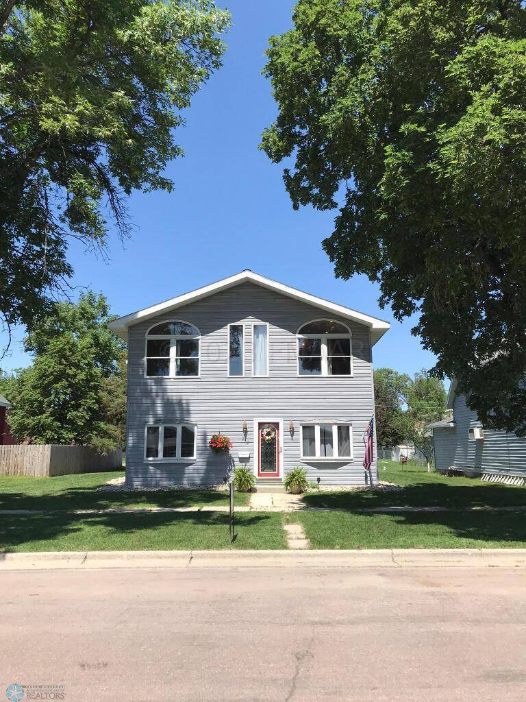 Wahpeton, ND 58075,212 4TH AVE N