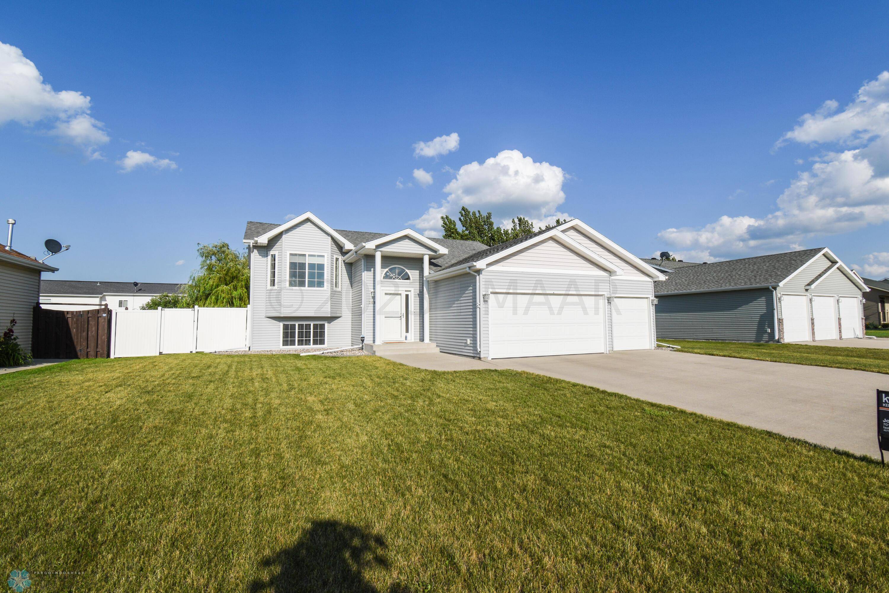 Fargo, ND 58104,3686 POLK ST S